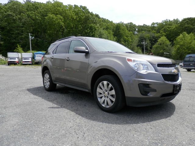 Chevrolet Equinox 2010 photo 2