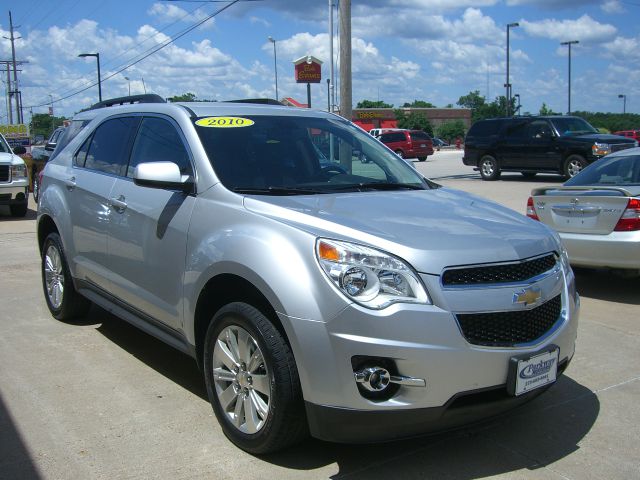 Chevrolet Equinox 2010 photo 2