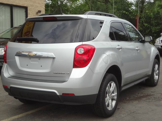 Chevrolet Equinox XLT 3.0L Standard SUV