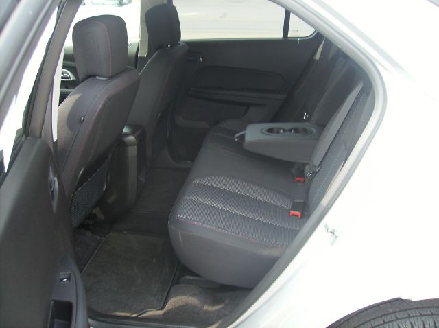 Chevrolet Equinox 2010 photo 18