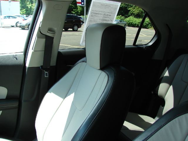 Chevrolet Equinox 2010 photo 1