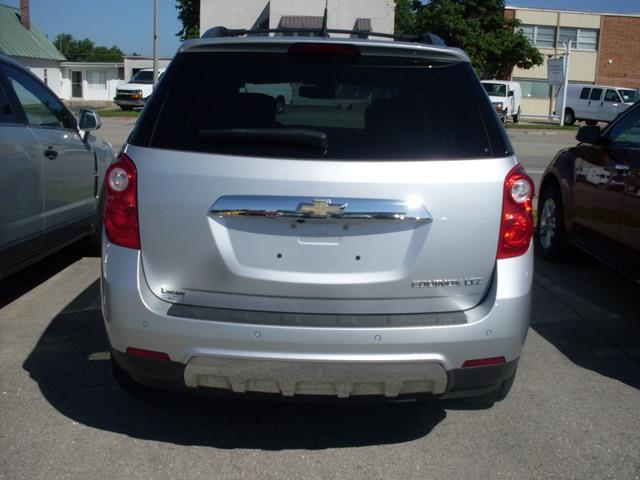 Chevrolet Equinox 2011 photo 3