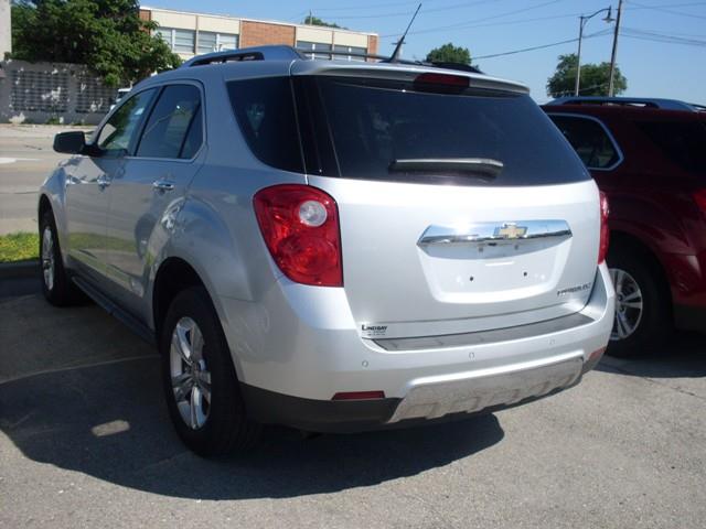 Chevrolet Equinox 2011 photo 4