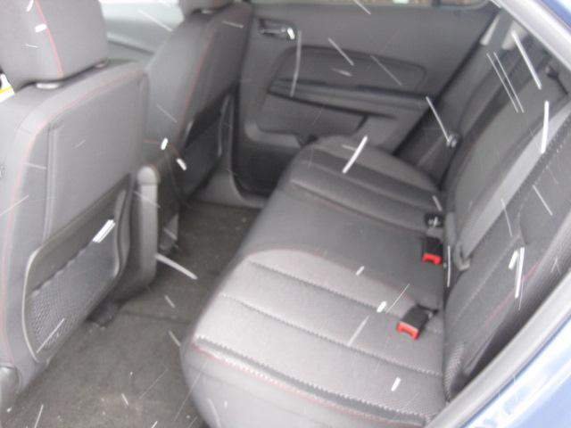 Chevrolet Equinox 2011 photo 2