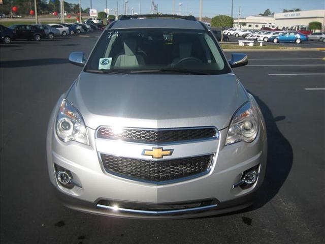 Chevrolet Equinox 2011 photo 2