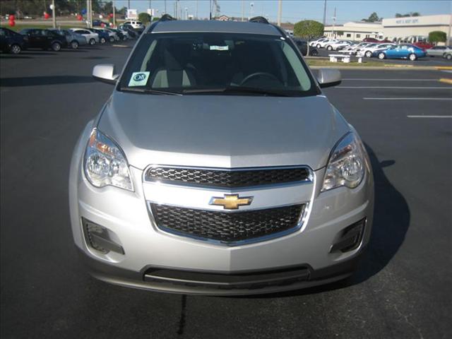 Chevrolet Equinox 2011 photo 2