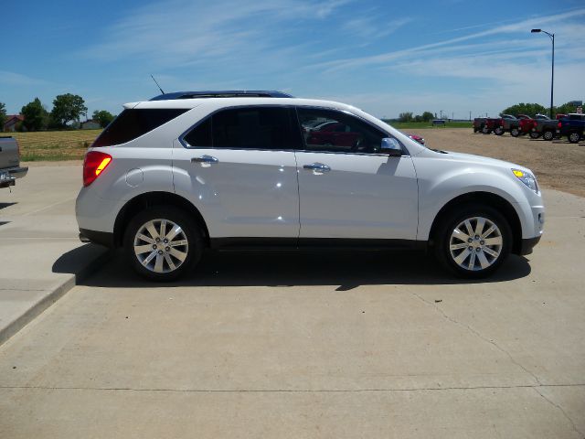 Chevrolet Equinox REG CAB 137.0 WB, 60.4 CA Pickup Truck