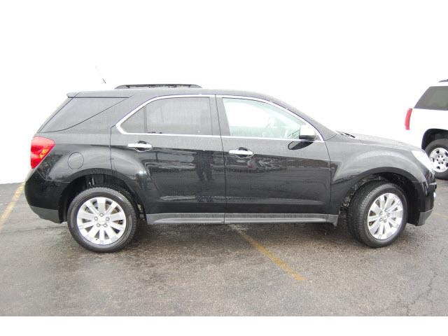 Chevrolet Equinox 2011 photo 2