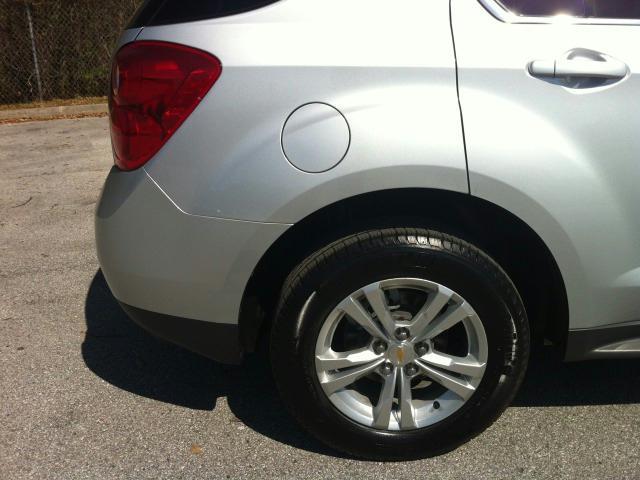 Chevrolet Equinox 2011 photo 14