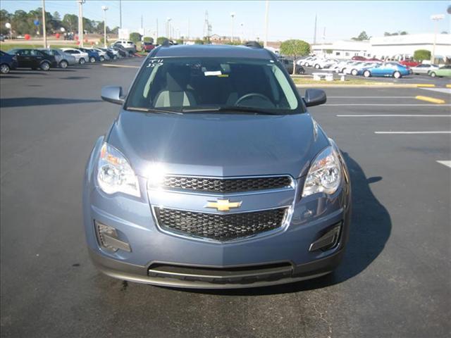 Chevrolet Equinox 2011 photo 2