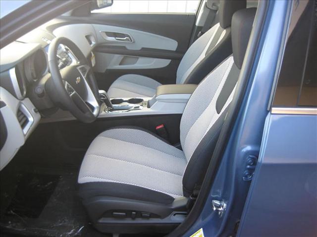 Chevrolet Equinox 2011 photo 3