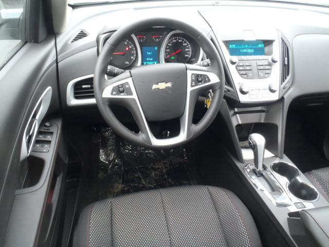 Chevrolet Equinox 2011 photo 3