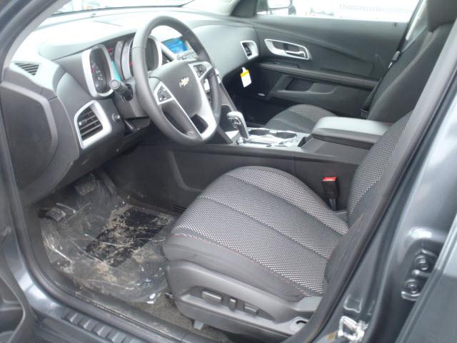 Chevrolet Equinox 2011 photo 4