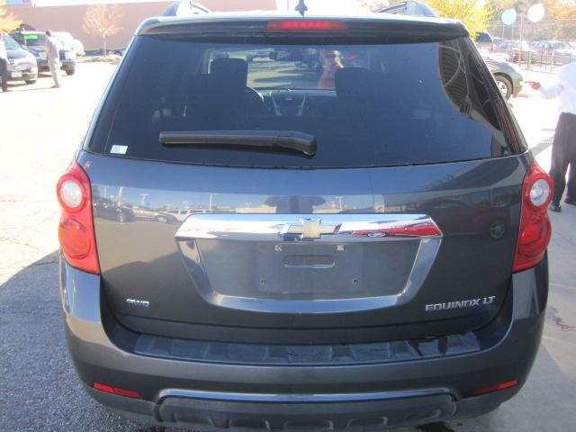 Chevrolet Equinox 2011 photo 3