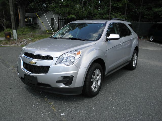 Chevrolet Equinox 2011 photo 2