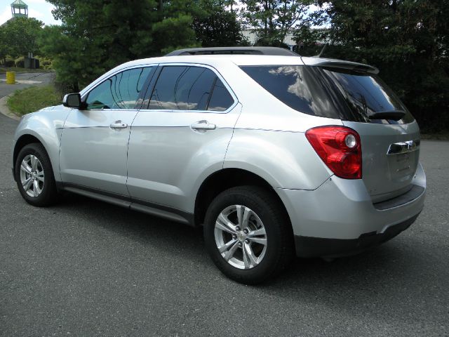 Chevrolet Equinox 2011 photo 3