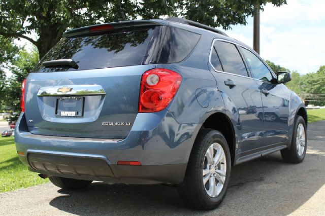 Chevrolet Equinox 2011 photo 3