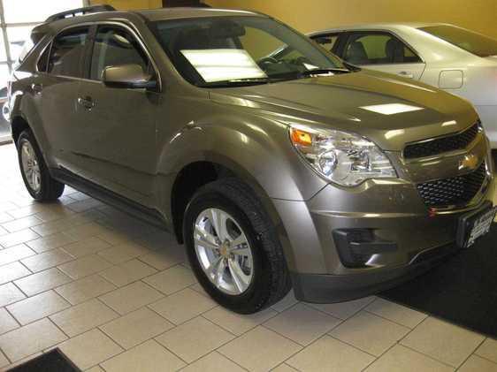 Chevrolet Equinox 2011 photo 2