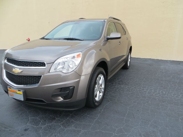 Chevrolet Equinox 2011 photo 2