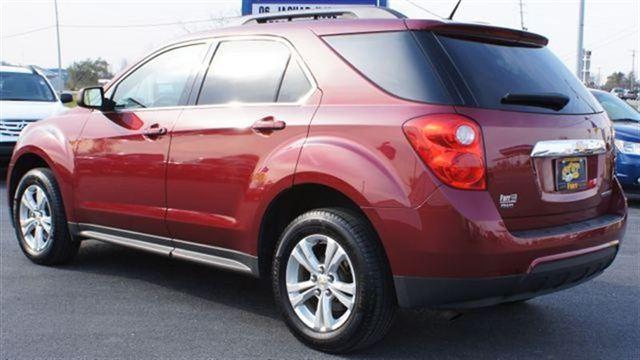 Chevrolet Equinox 2011 photo 2