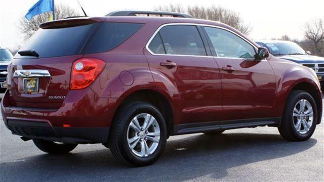 Chevrolet Equinox 2011 photo 3