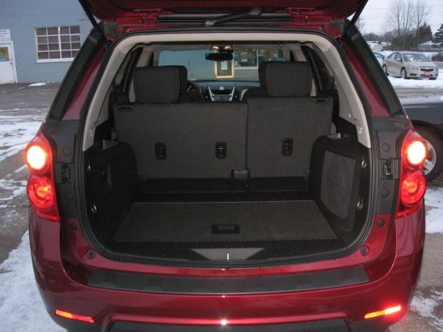 Chevrolet Equinox 2011 photo 3