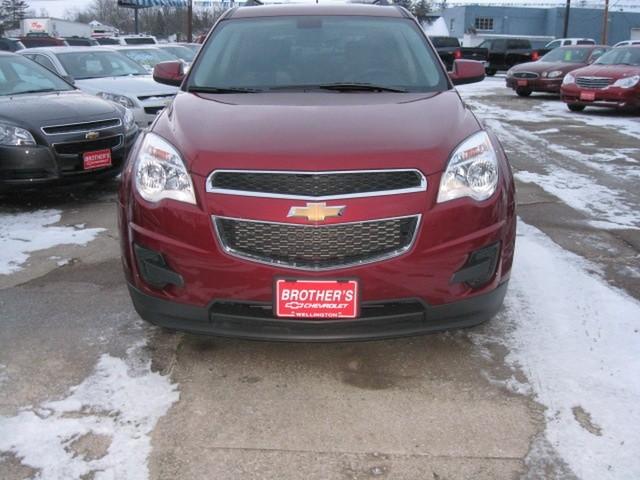 Chevrolet Equinox 2011 photo 4