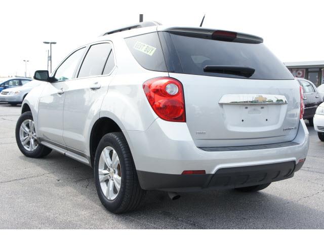 Chevrolet Equinox 2011 photo 2