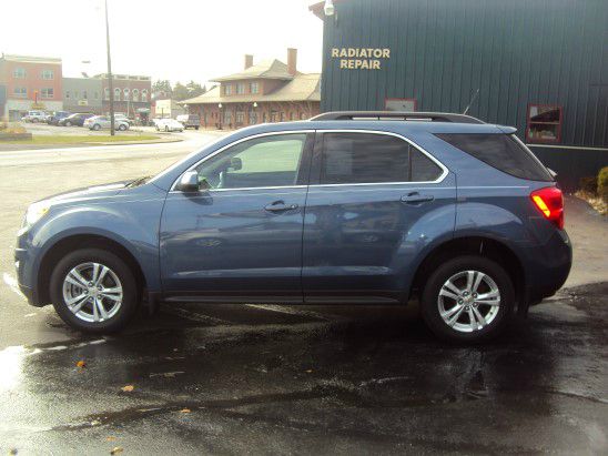 Chevrolet Equinox 2011 photo 2