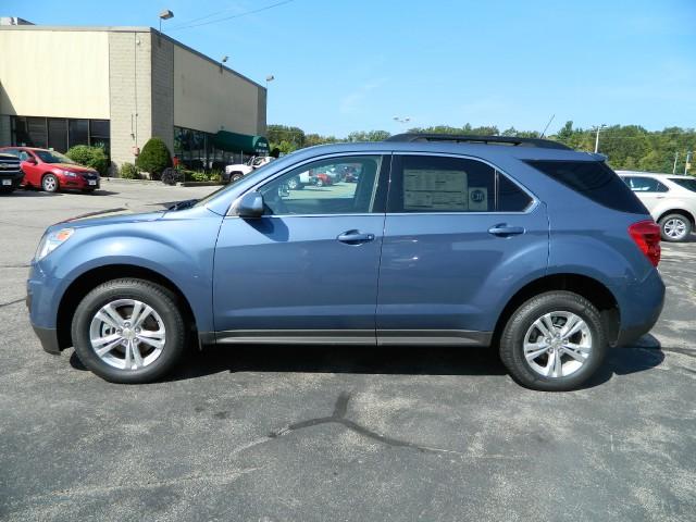 Chevrolet Equinox 2012 photo 2