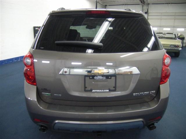 Chevrolet Equinox 2012 photo 2