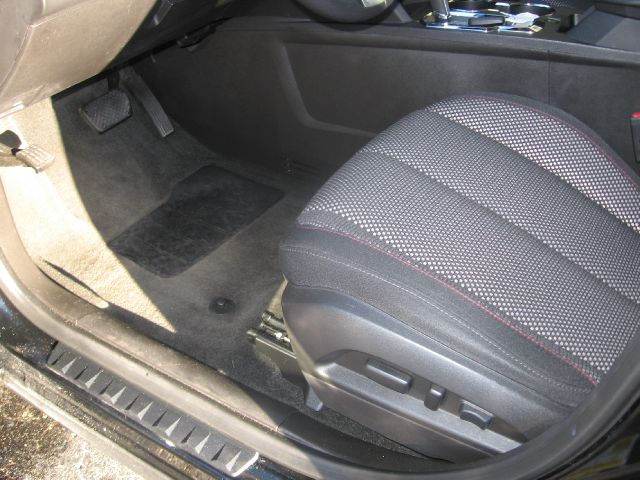 Chevrolet Equinox 2012 photo 2