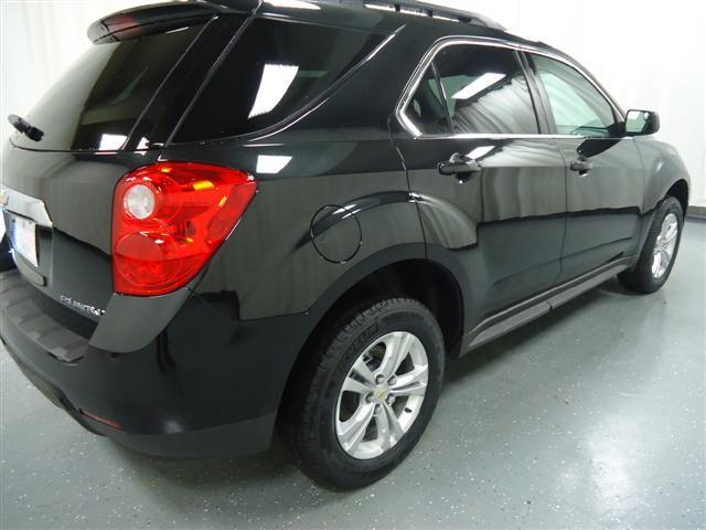 Chevrolet Equinox 2012 photo 2