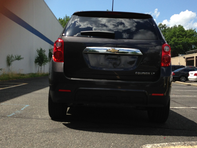 Chevrolet Equinox 4.6 V8 Luxury SUV