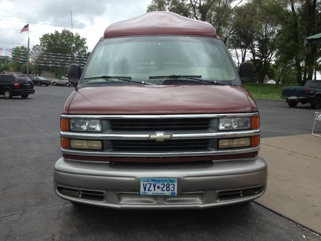 Chevrolet Express 1999 photo 14