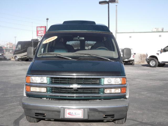 Chevrolet Express 1999 photo 5