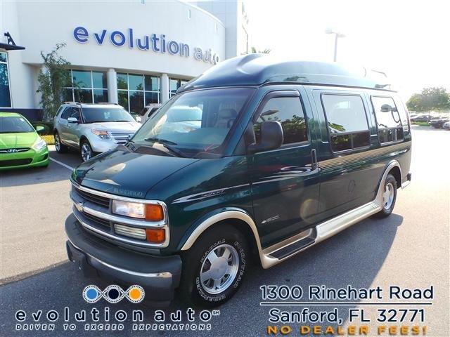 Chevrolet Express 1999 photo 1