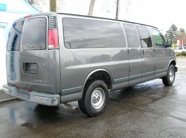 Chevrolet Express 1999 photo 7