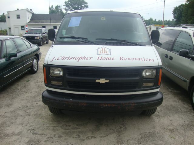 Chevrolet Express 1999 photo 2