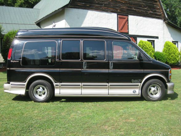 Chevrolet Express 1999 photo 6