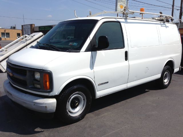 Chevrolet Express 2000 photo 4