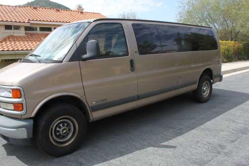 Chevrolet Express 2000 photo 1