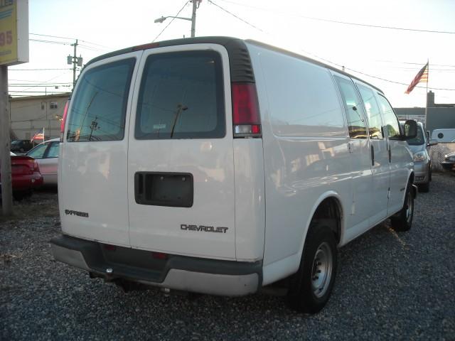 Chevrolet Express 2000 photo 5