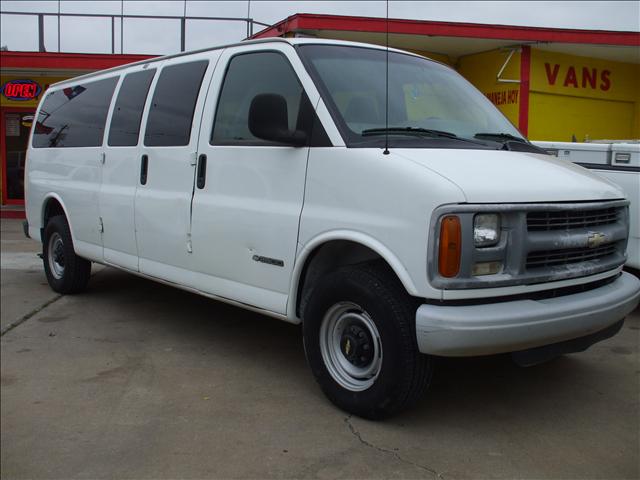 Chevrolet Express FWD I Passenger Van