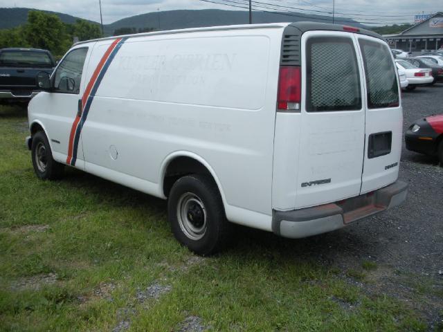 Chevrolet Express 2000 photo 4