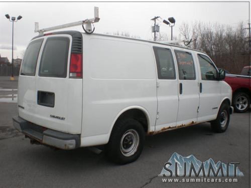 Chevrolet Express 2001 photo 2