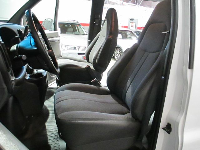 Chevrolet Express 2001 photo 1