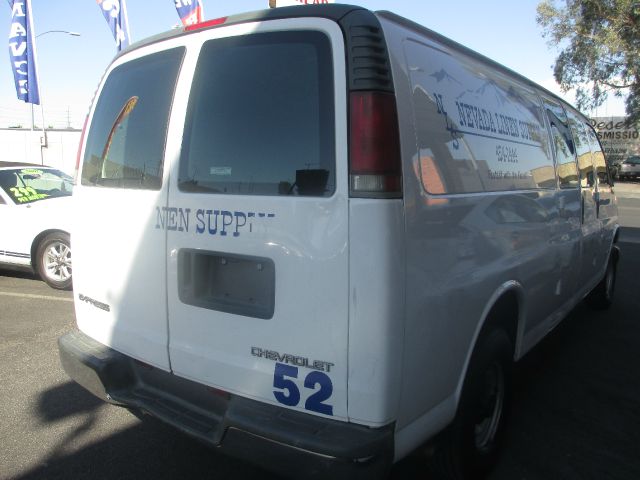 Chevrolet Express 2001 photo 13