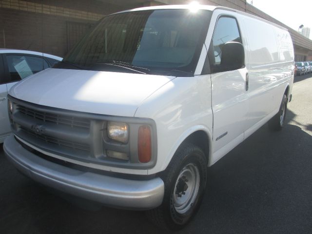 Chevrolet Express 2001 photo 4