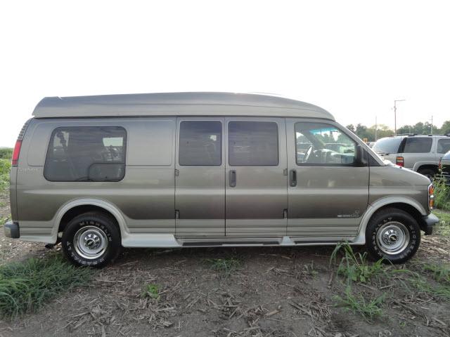 Chevrolet Express 2001 photo 3